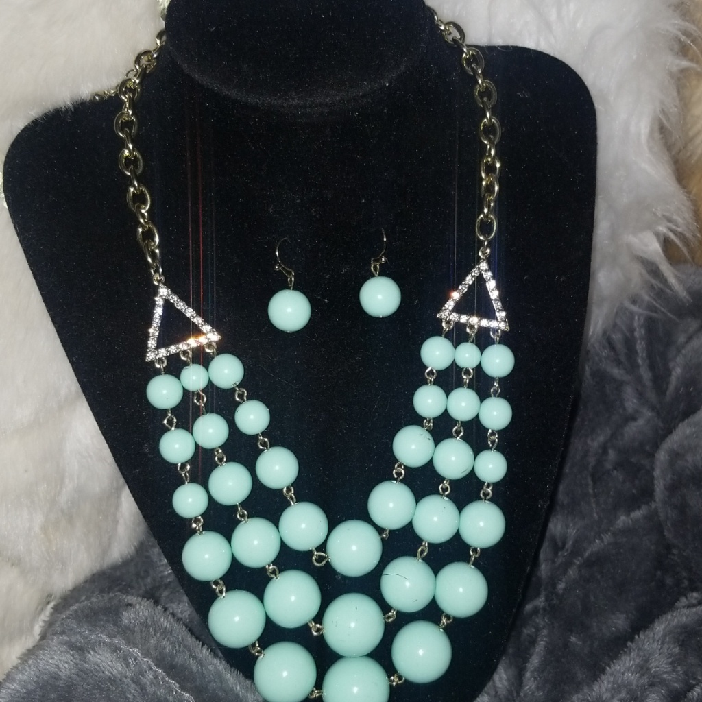 Women Necklace